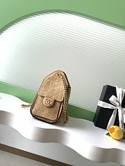 Bagsaaa CHANEL 25 Mini Handbag AS5631 Beige raffia - 22cm - 2