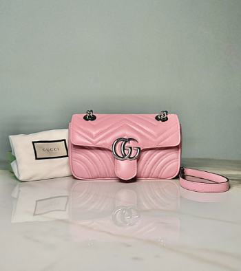 Bagsaaa Gucci GG Marmont Mini Shoulder Bag Pink - 23cm