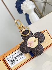 Bagsaaa M03818 Vivienne Bag Charm - 1