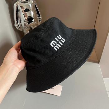 Bagsaaa Miu Miu Drill bucket hat black