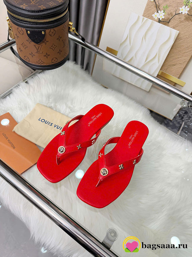 Bagsaaa LV Gaia Flat Thong red - 1
