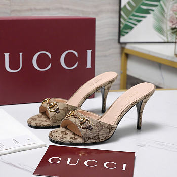 Bagsaaa Gucci Women's slide sandal with Horsebit 853671 beige - 8.5cm Height