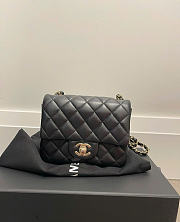 Bagsaaa Chanel Mini Classic Handbag A35200 black - 13.5 x 17 x 8cm - 1
