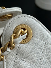 Bagsaaa CHANEL 25 Small Handbag AS5293 white grained - 30cm - 4