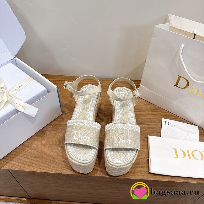 Bagsaaa Dior Dentelle Wedge Sandal Trench Dior Oblique Embroidered and White Lace 8cm - 1