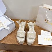 Bagsaaa Dior Dentelle Wedge Sandal Trench Dior Oblique Embroidered and White Lace 8cm - 1