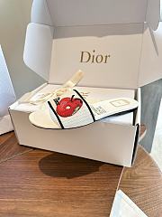 Bagsaaa Dior Mule Dway Coton brodé blanc et motif Book Cover multicolore - 3