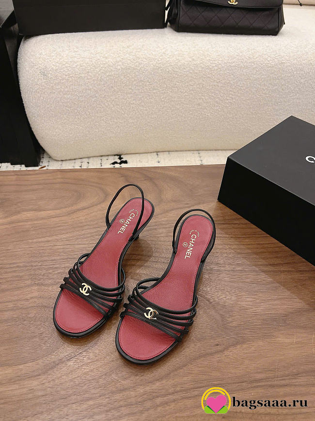 Bagsaaa Chanel Métiers d’art 2026 Sandals G47384 black - 6cm - 1