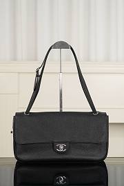 Bagsaaa Chanel Spring Summer 2026 Maxi Flap bag AS6231 black - 19.5 x 32 x 10cm - 1