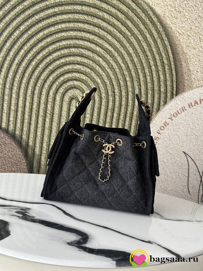 Bagsaaa CHANEL 25 Small Handbag AS5293 black denim - 30cm - 1