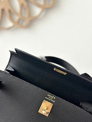 Bagsaaa Hermès Kelly black epsom & gold - 25cm - 3