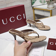 Bagsaaa Gucci Women's Vittoria thong 870786 beige - 5.5cm - 3