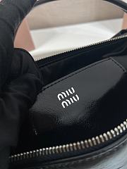 Bagsaaa Miu Miu Shiny leather pouch 5NE029 Black - 21cm - 3
