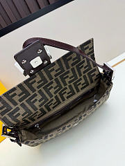 Bagsaaa Fendi Classic Zucca Baguette - 26cm - 3