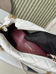 Bagsaaa Chanel Small Hobo Bag AS6411 White Lambskin - 29cm - 4