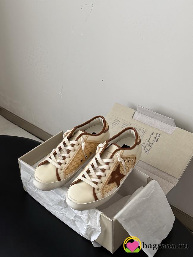 Bagsaaa Golden Goose Women’s Super-Star in white leather and raffia  - 1