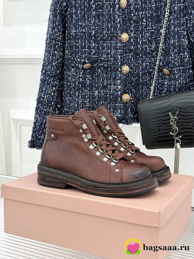 Bagsaaa Miu Miu Leather booties brown - 1