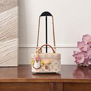 Bagsaaa LV M29782 Vanity Chain Pouch Monogram Dune - 19cm - 1