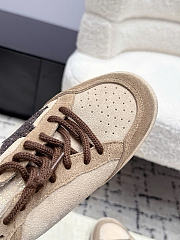 Bagsaaa Golden Goose Ball Star suede sneakers in beige and brown - 2