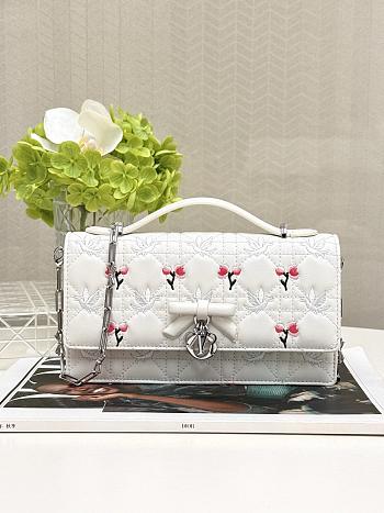 Bagsaaa Dioramour My Dior Mini Bag White Cannage Lambskin Embroidered - 21cm
