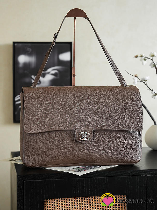 Bagsaaa Chanel Maxi Flap bag AS6233 Grained Dark Beige - 38.5cm - 1