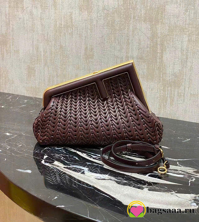 Bagsaaa Fendi First Woven In dark brown - 26*9.5*18cm - 1