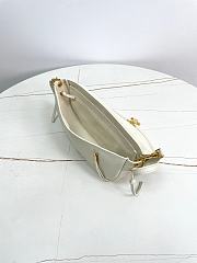 Bagsaaa Celine Soft Triomphe Little Halfmoon In Shiny Lambskin white - 25cm - 3