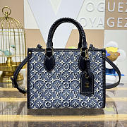 Bagsaaa LV M2A097 OnTheGo PM Monogram Bleu - 25cm - 1