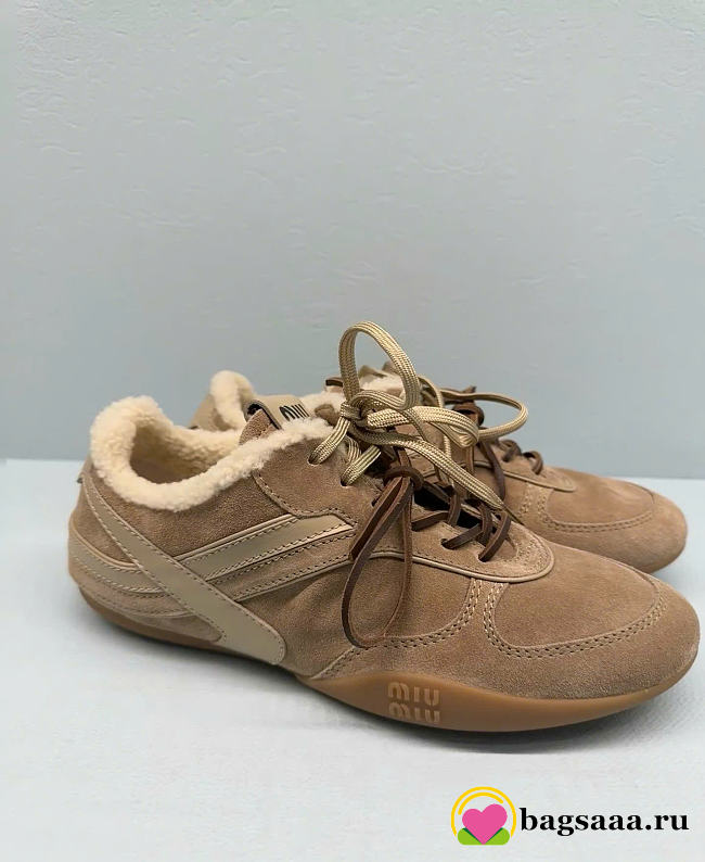 Bagsaaa Miu Miu Gymnasium suede and shearling sneakers beige - 1