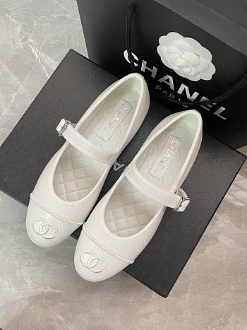 Bagsaaa Chanel Mary Jane flats white lambskin 