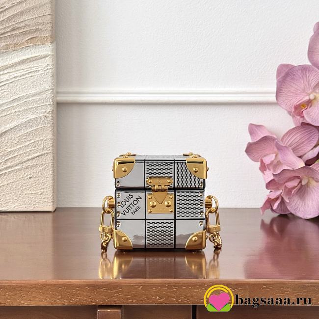 Bagsaaa LV M29750 Tile Trunk silver - 9cm - 1