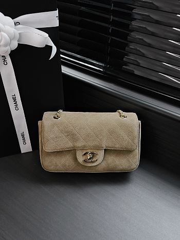 Bagsaaa Chanel Fall-Winter 2026 Mini Flap Bag AS6626 beige suede - 20cm