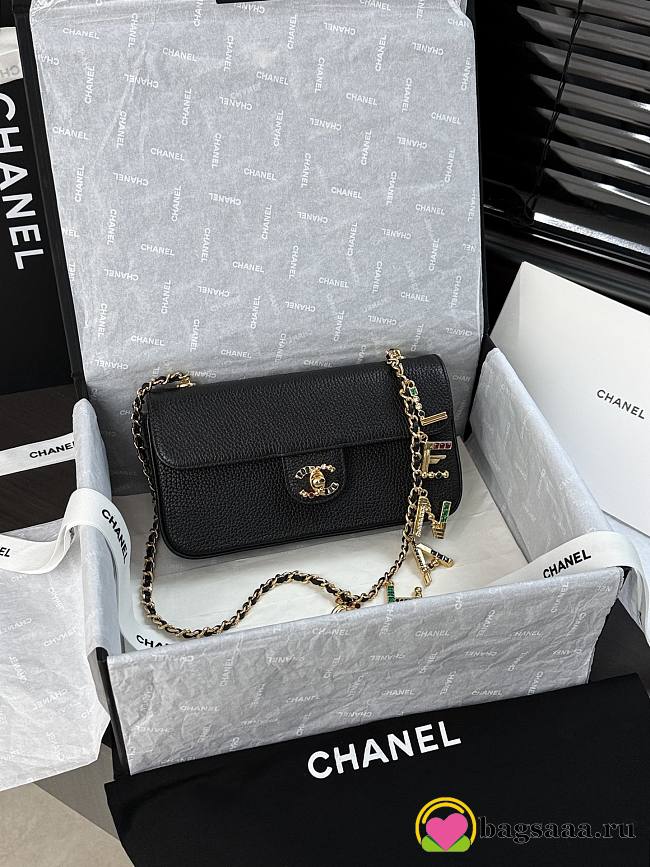 Bagsaaa Chanel Fall-Winter 2026 Small Flap Bag AS6340 black - 22cm - 1