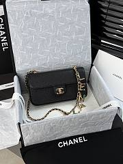 Bagsaaa Chanel Fall-Winter 2026 Small Flap Bag AS6340 black - 22cm - 1