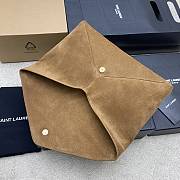Bagsaaa YSL large envelope pouch decorated with the Cassandre 769307 light beige - 29.5cm - 2
