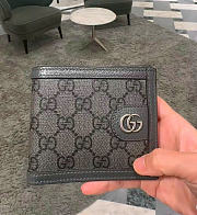 Bagsaaa Gucci GG Supreme Bifold Wallet Gray Leather Compact - 12cm - 1