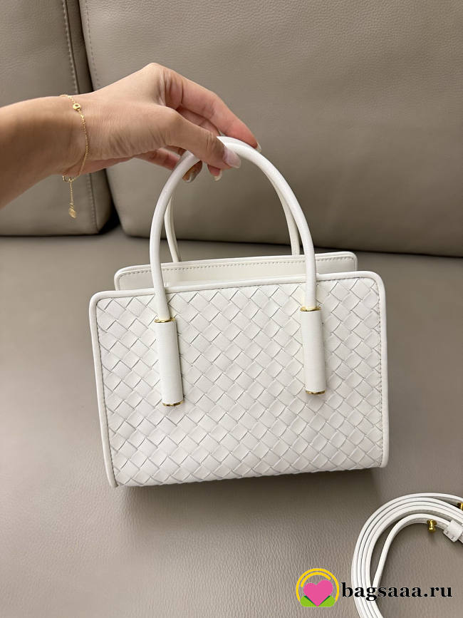 Bagsaaa Bottega Veneta Baby Barbara Tote A0062Z white - 21.5cm - 1